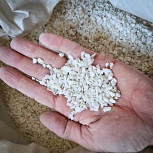 Piedras de granito blanco #2 x1kg